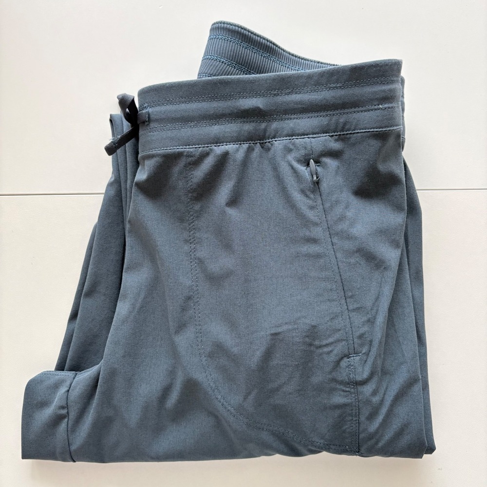 Kuhl Mova Skinny Pant Blue Ruched‎ Hiking Travel Pants Style 6306 Womens S Short